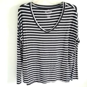 American Eagle Soft and sexy long sleeve tshirt
